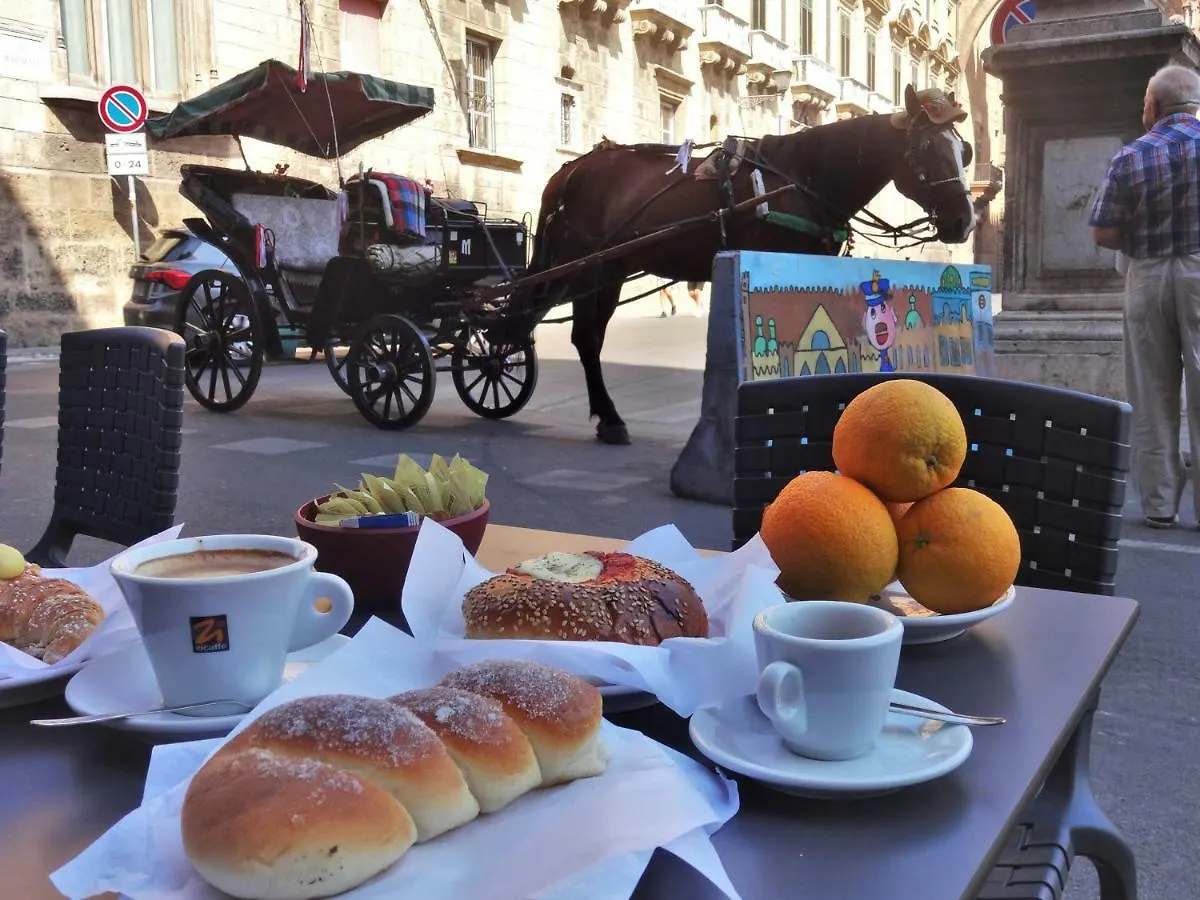 Bed & Breakfast Bed and Breakfast I Vicini Della Cattedrale Palermo