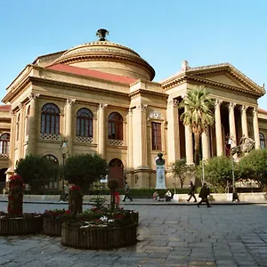 Gasthof Garibaldi 29 - Piazza Marina A - In Pieno Centro., Palermo