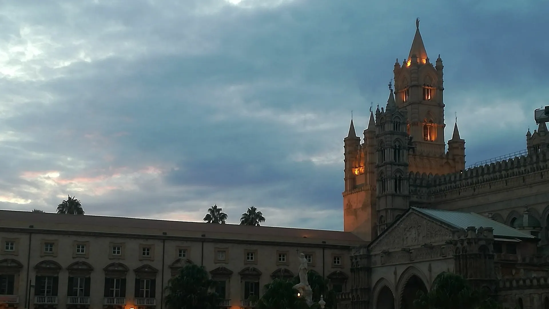 I Vicini Della Cattedrale Panzió Palermo